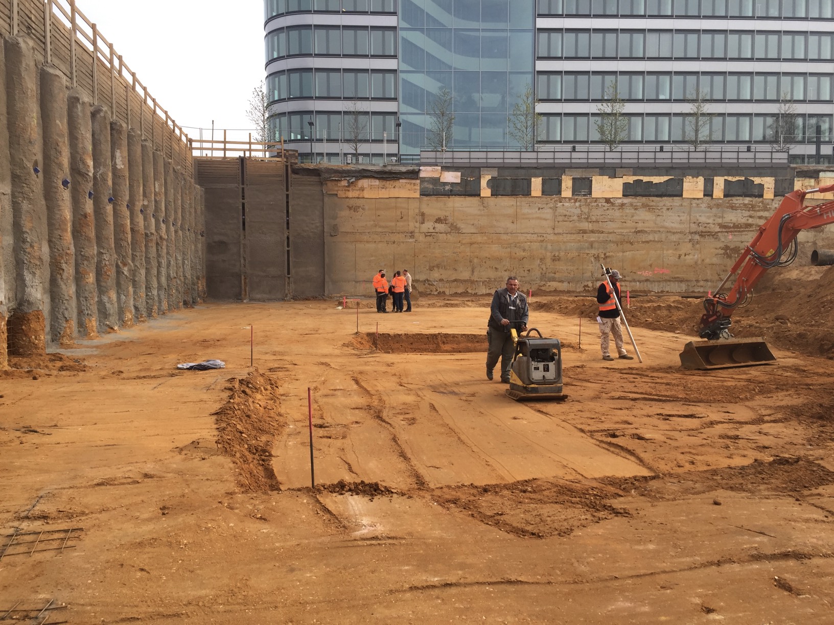 Aufgeloeste-Pfahlwand